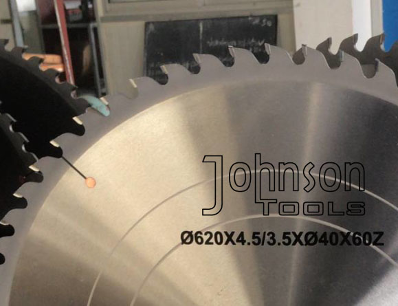 Hoja de sierra OD620mm Tct para cortar aluminio con dientes trapezoidales