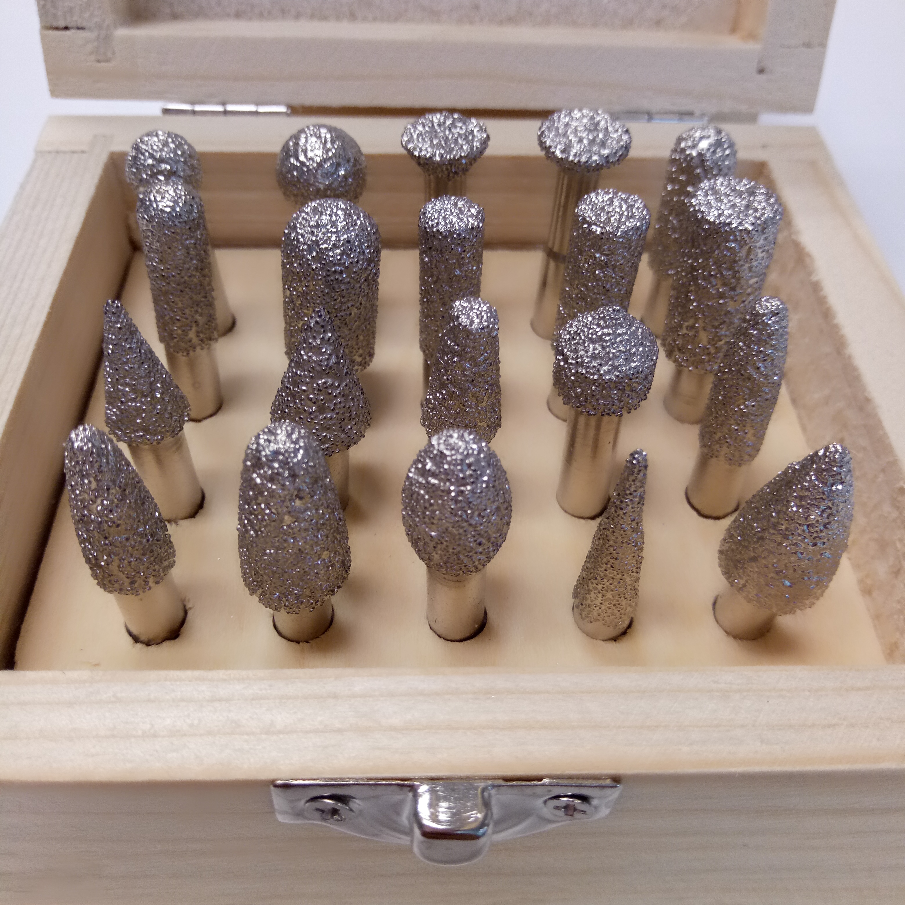 Herramientas eléctricas de tallado de piedra de 20 PCS Puntos montados en diamantes de vacío establecidos para mármol de granito
